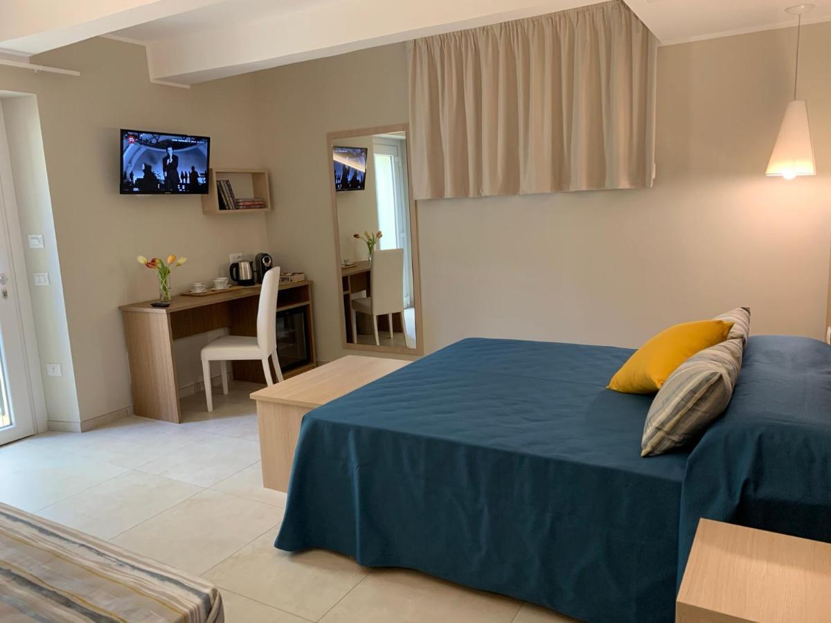 Malu Best Rooms - Tropea Exterior foto