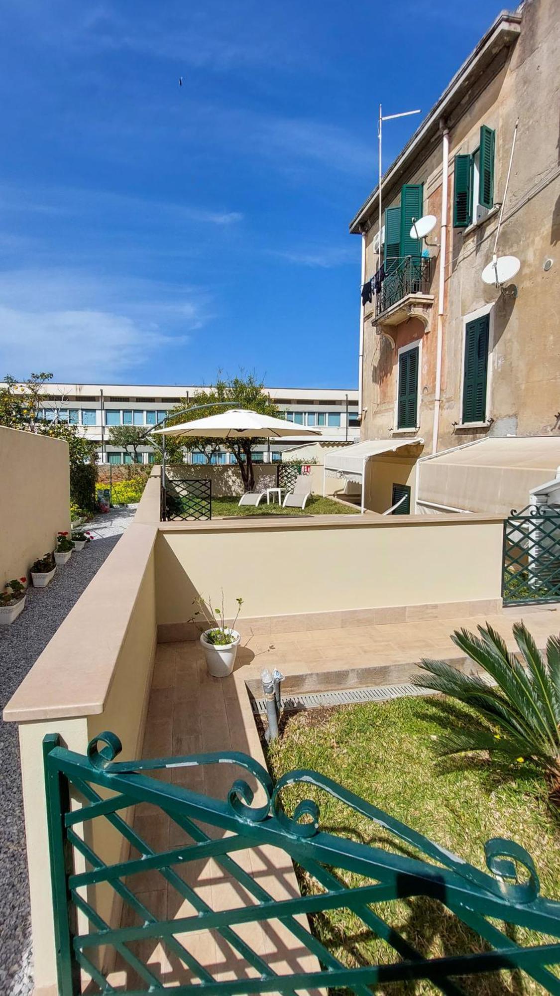 Malu Best Rooms - Tropea Exterior foto
